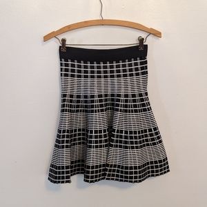 ✨ Geometric Knit Stretchy Skirt